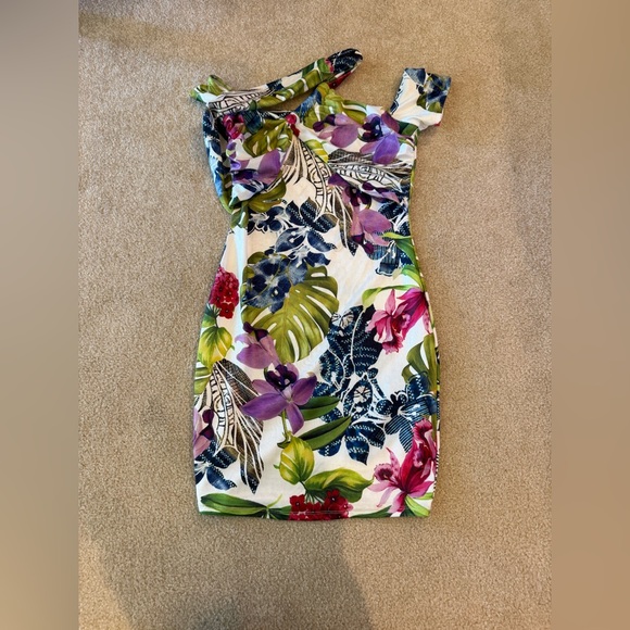 Guess Dresses & Skirts - Guess Hawaiian Dress (Size XS) NWT